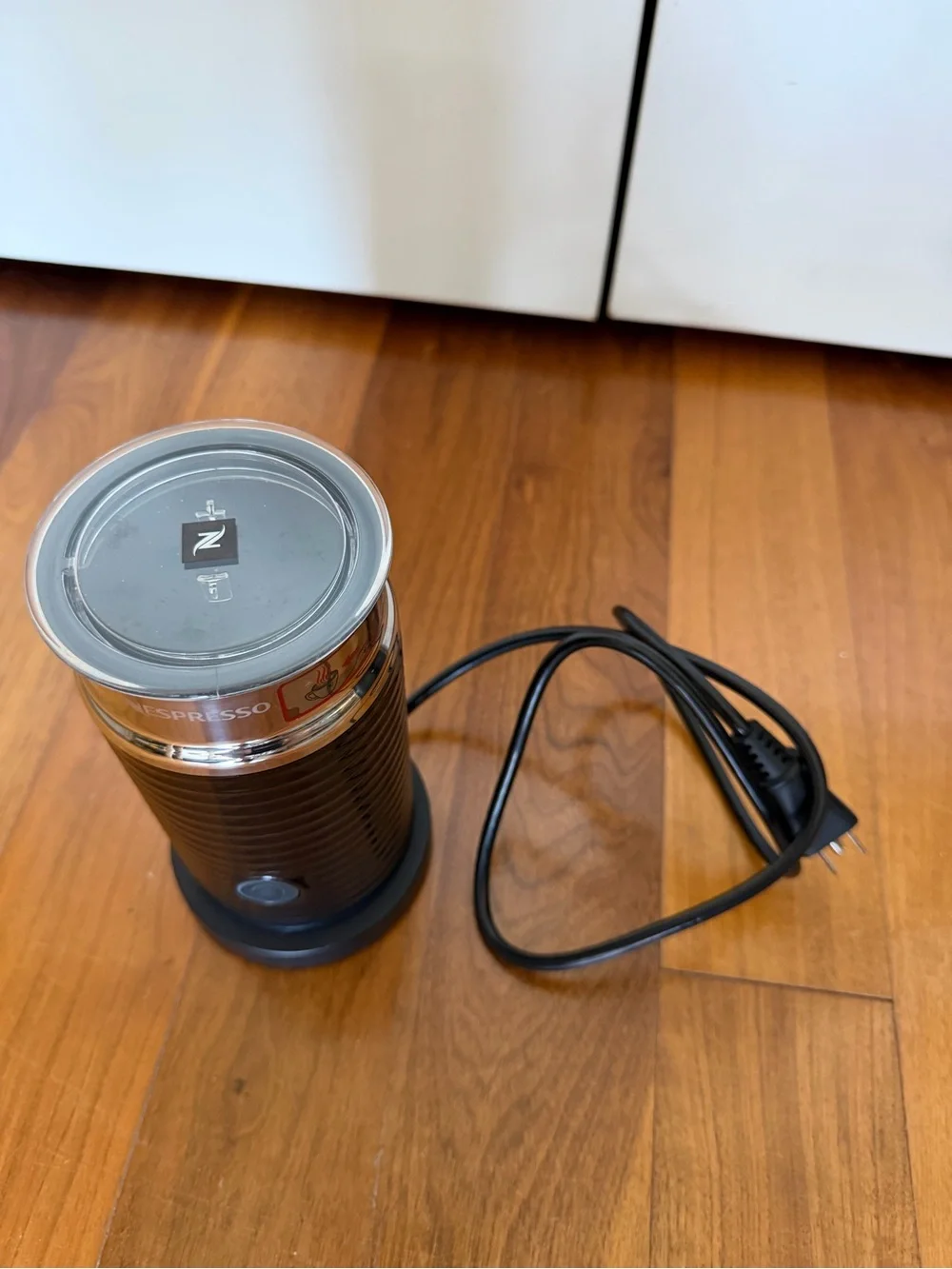Nespresso Aerocinno 3 - Milk Frother in Black and Silver - NWOT
